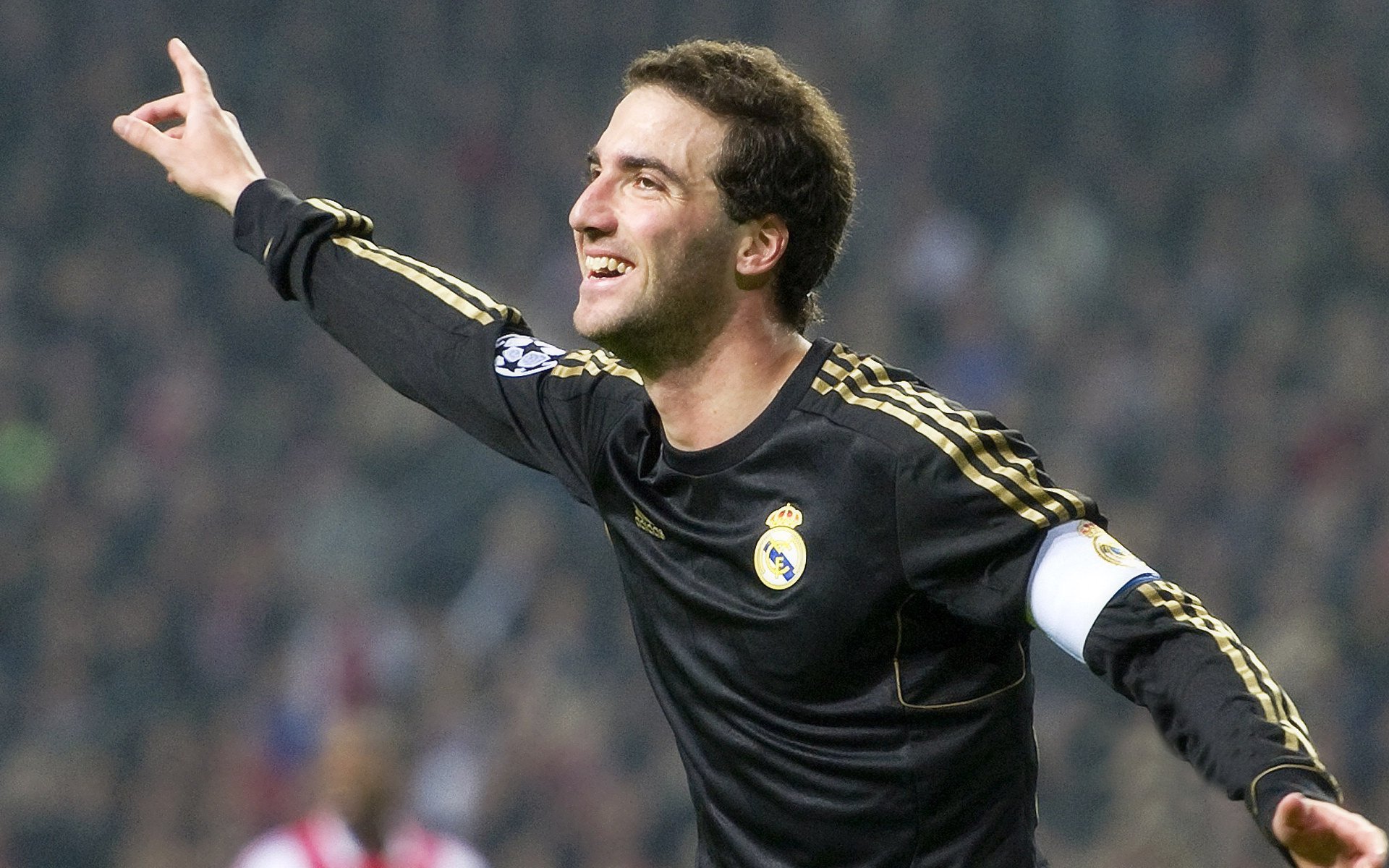 亚博体育官方下载-乒乓球赛场焦点！日本队对阵阿根廷队，防守反击奏效，球队笑到最后